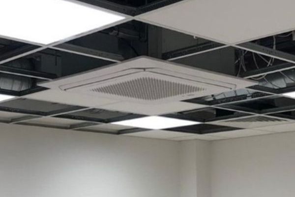 Ventilation System Installation 1.2 (1) Ventilation system on celing